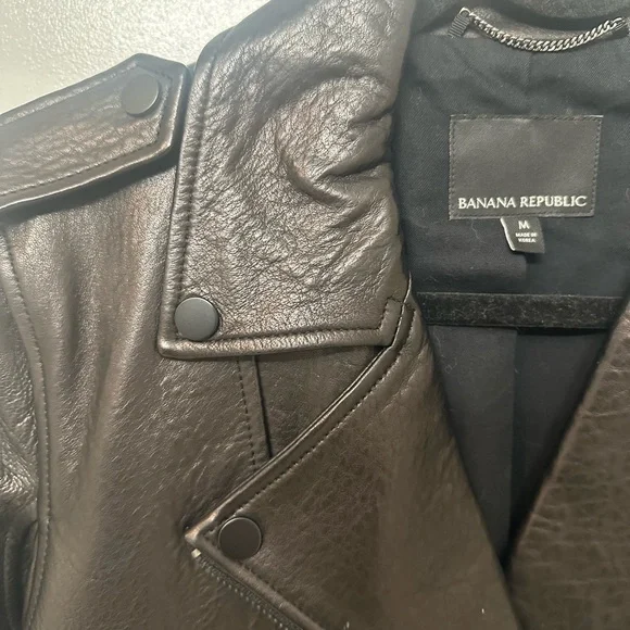 Banana Republic essential Black Leather Moto Jacket - Picture 11 of 12